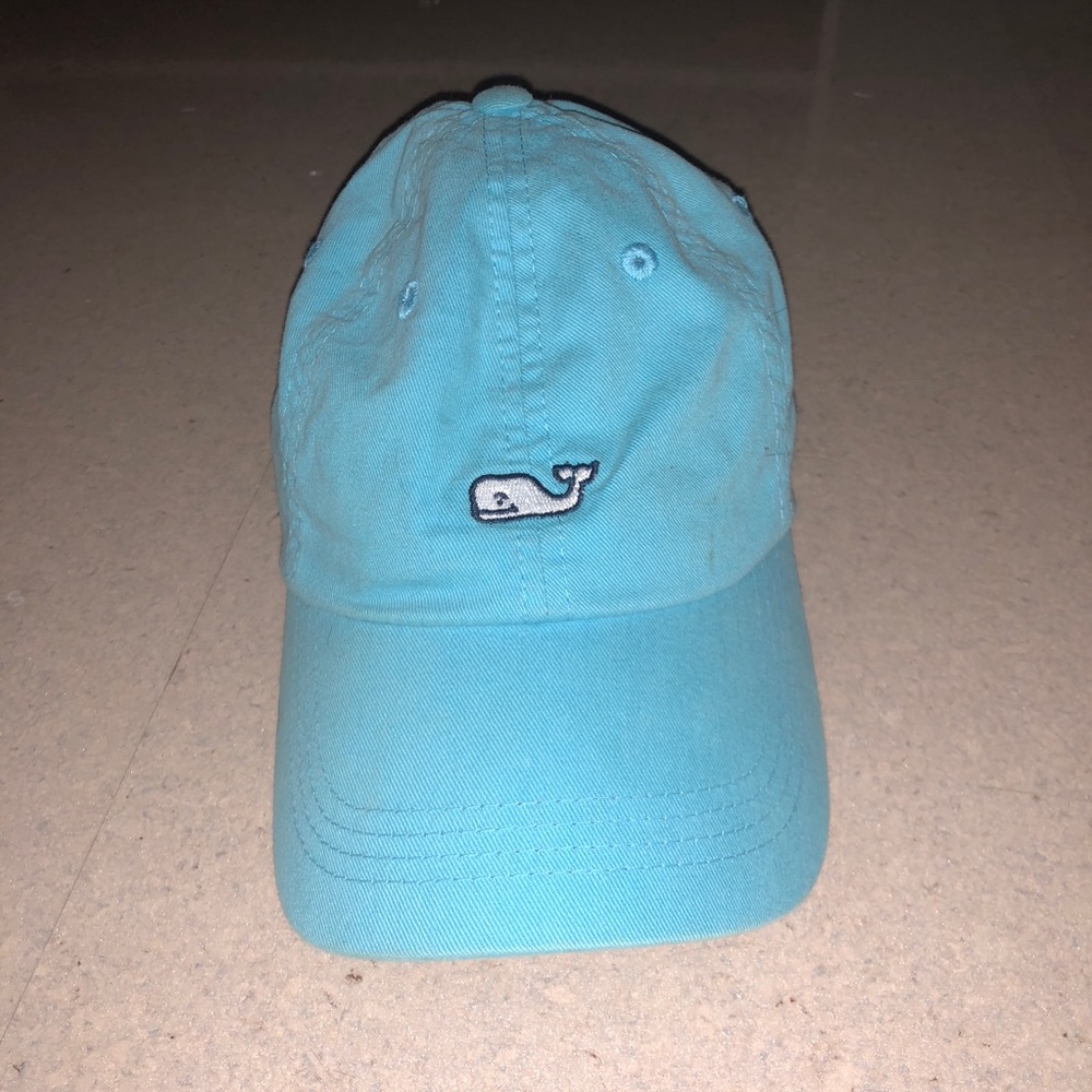 Blue vineyard vines hat